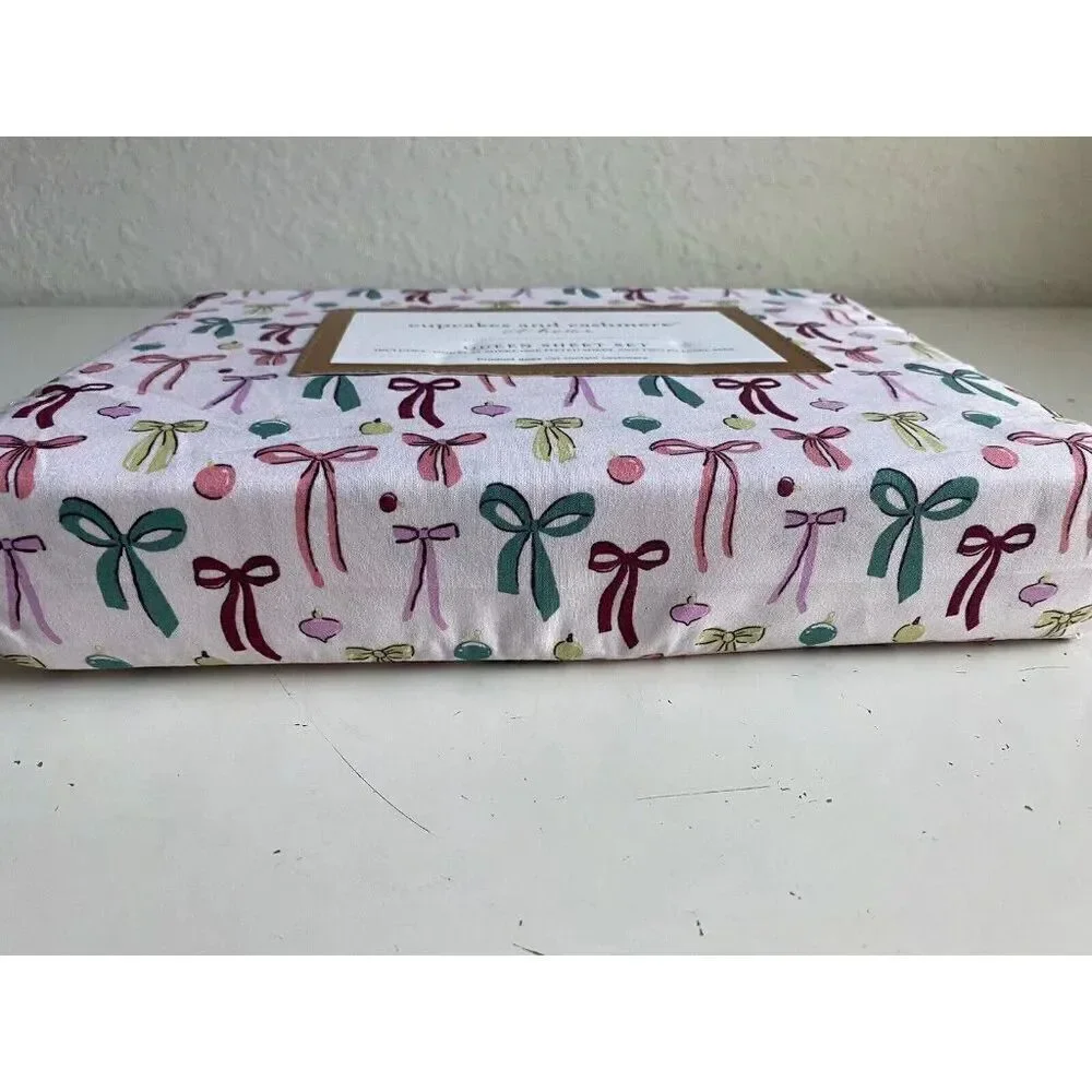 Cupcakes and Cashmere Bows Ornaments QUEEN SIZE Sheet‎ Set Christmas Bows NEW